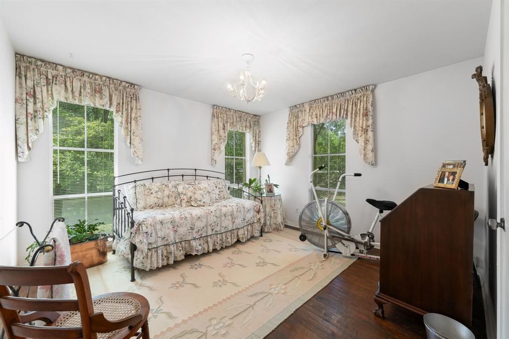 13828 Hillcrest Road Property Photo 28