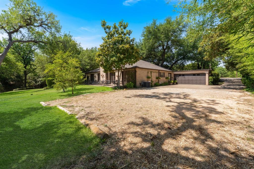 13828 Hillcrest Road Property Photo 31