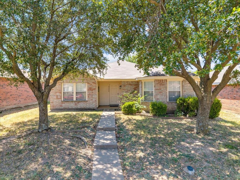 2460 Mallory Lane Property Photo 1