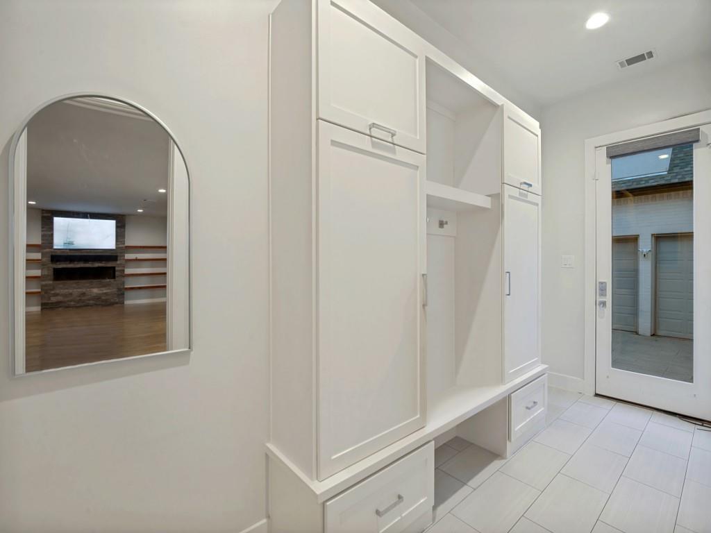 5615 Brookstown Drive Property Photo 9