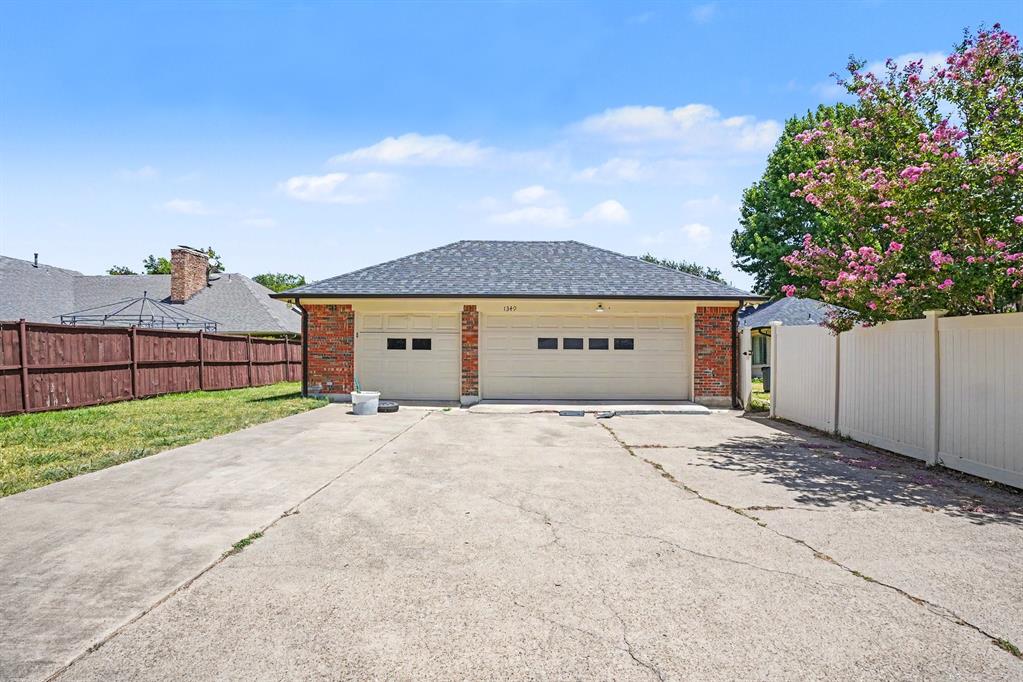 1349 Mantlebrook Drive Property Photo 40