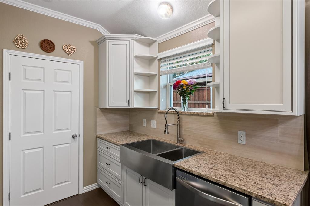 321 Pemberton Drive Property Photo 11