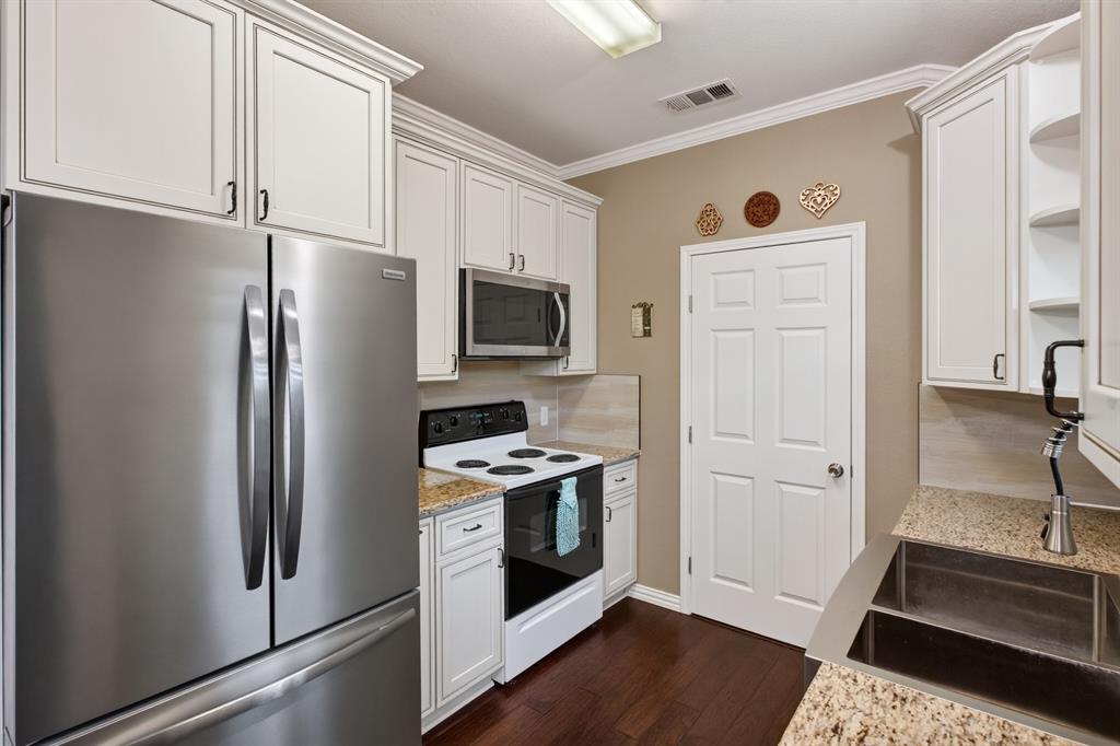 321 Pemberton Drive Property Photo 12