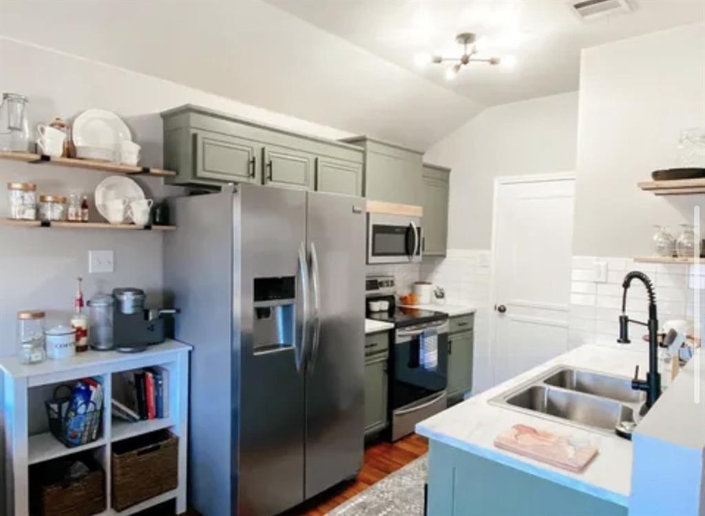 1603 Audrey Property Photo 6