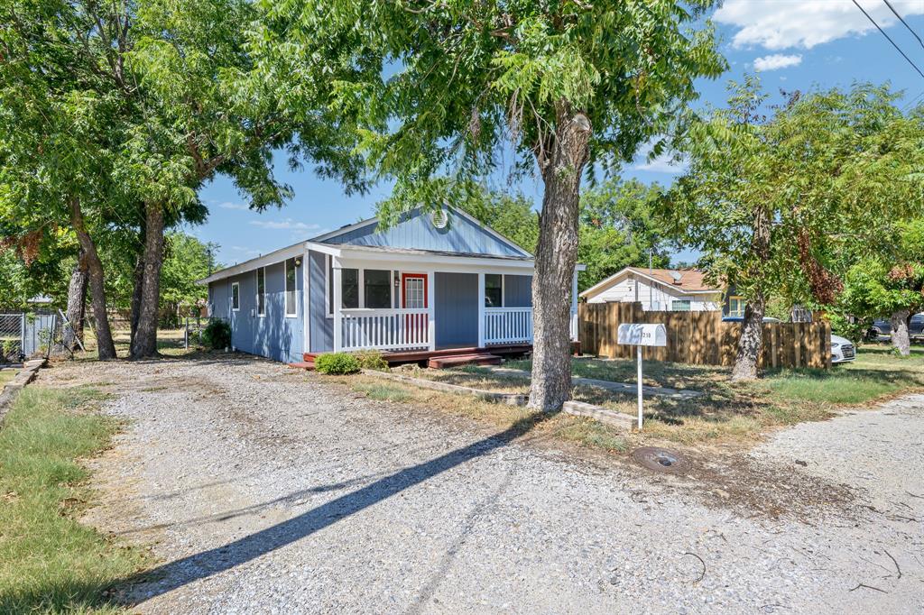 1210 Elmira Street Property Photo 1