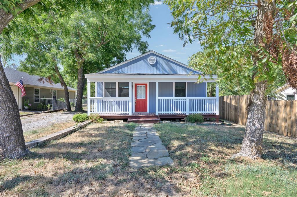 1210 Elmira Street Property Photo 2