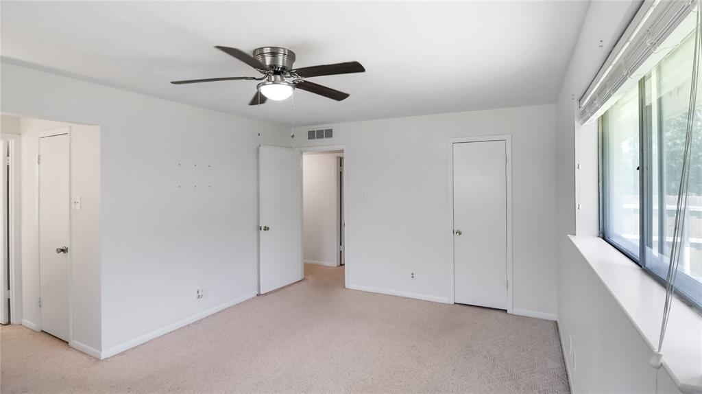 1526 Charleston Drive Property Photo 21