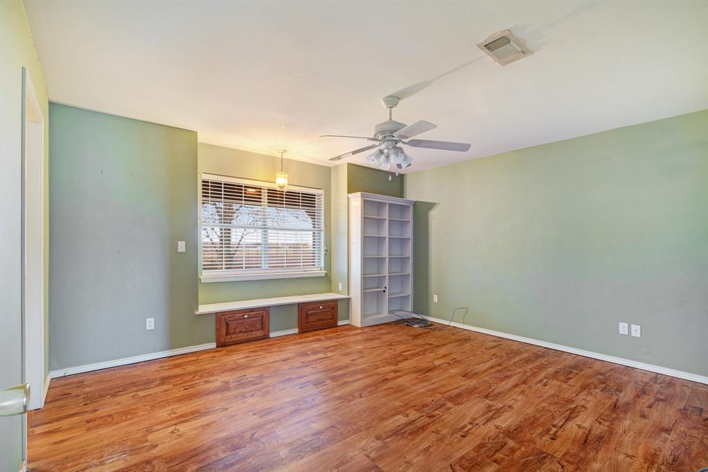 3754 County Road 11300 Property Photo 12