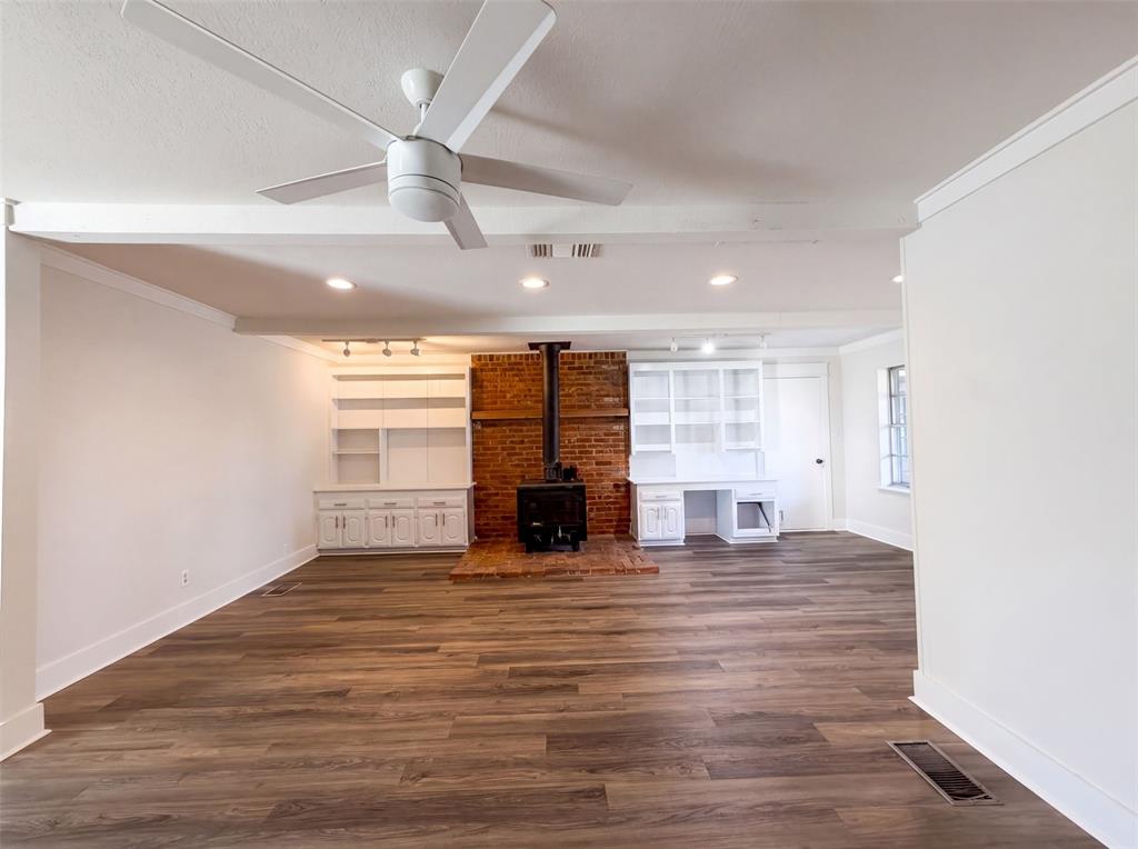 808 Griffin Street Property Photo 3