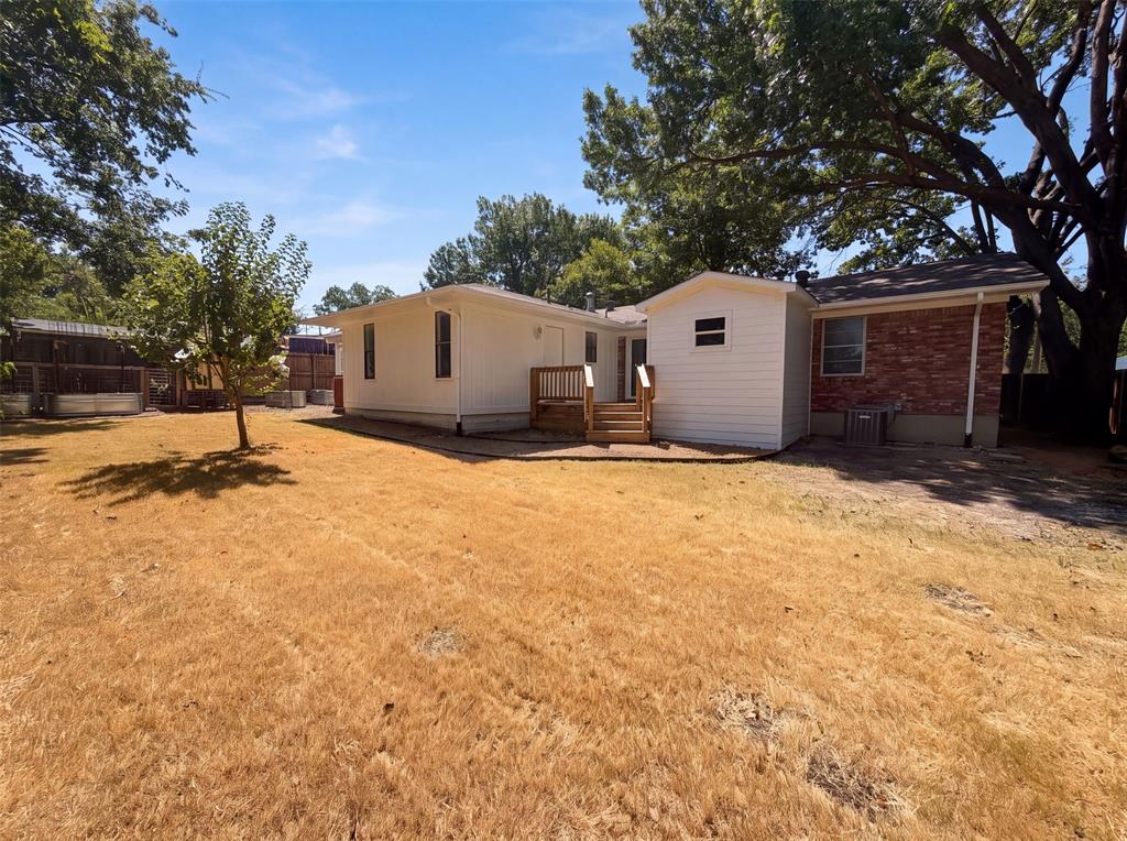 808 Griffin Street Property Photo 5