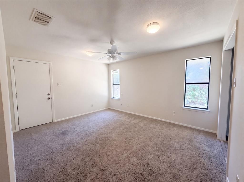 808 Griffin Street Property Photo 10