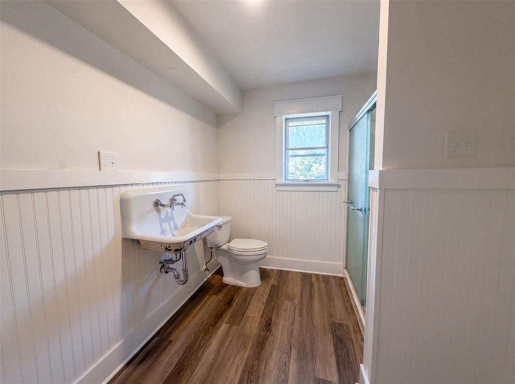 808 Griffin Street Property Photo 11