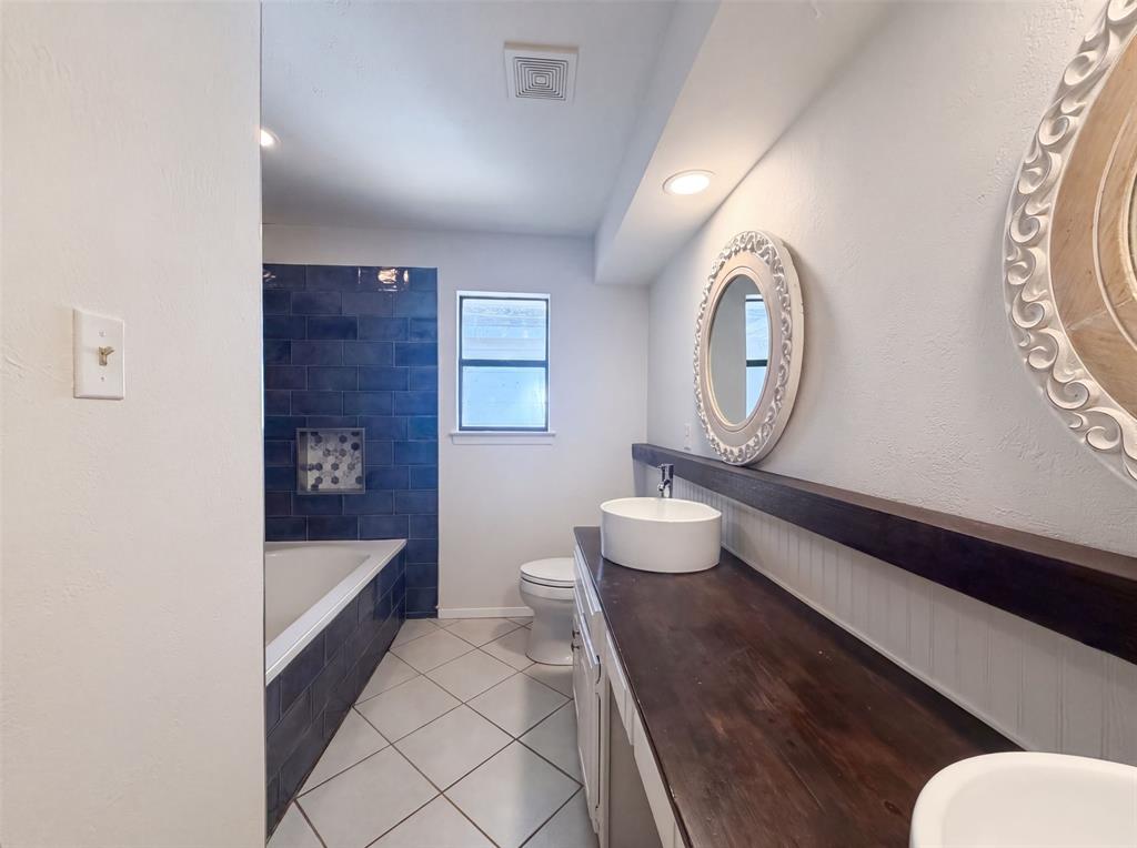 808 Griffin Street Property Photo 14