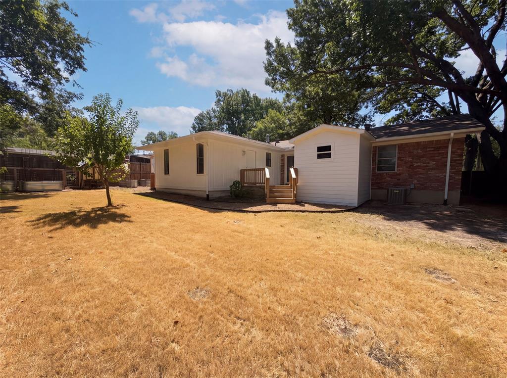 808 Griffin Street Property Photo 16