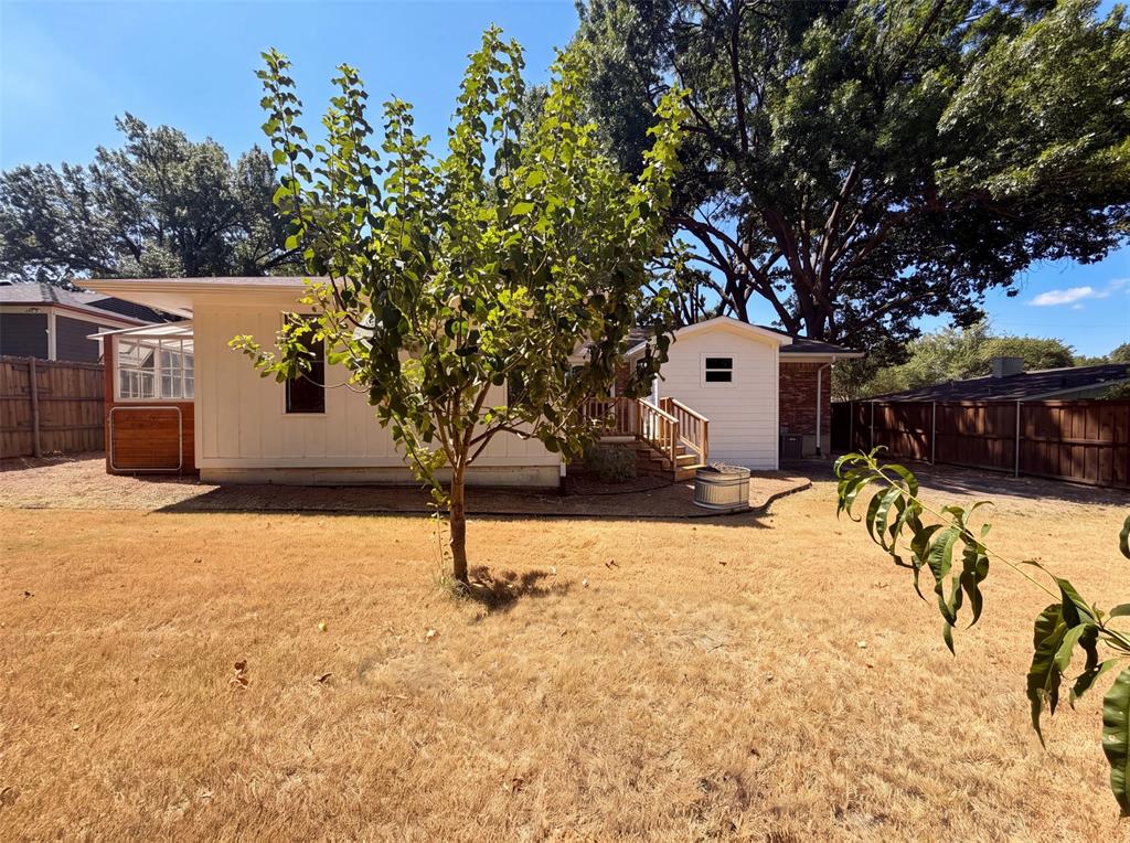 808 Griffin Street Property Photo 18