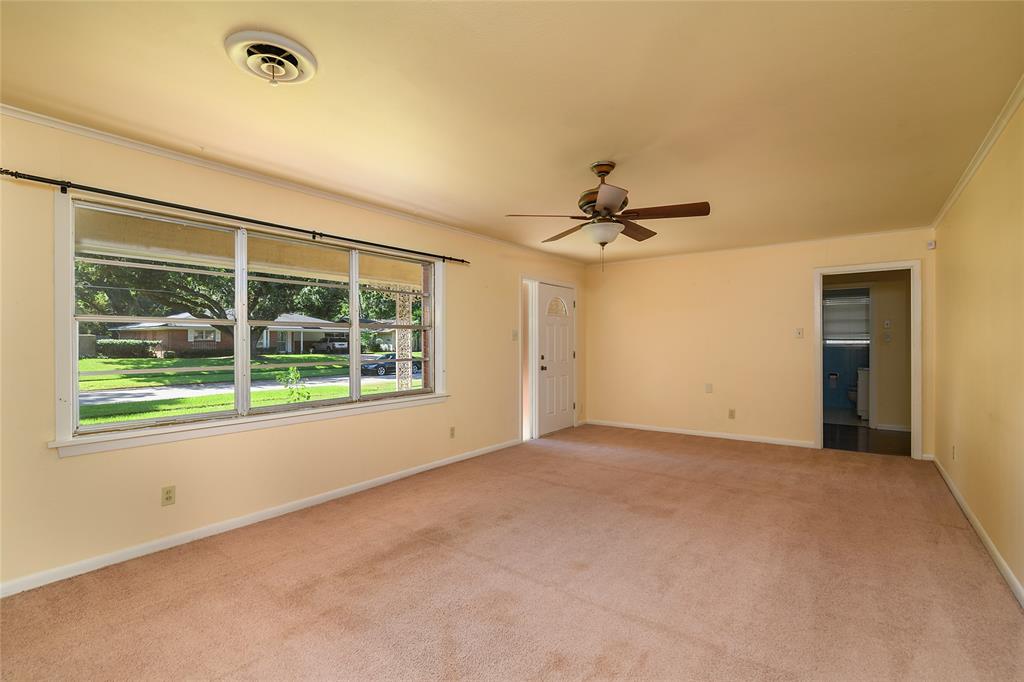 5810 Lovers Lane Property Photo 2