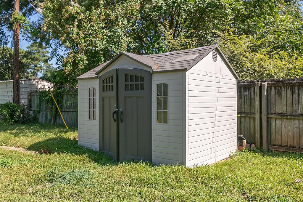 5810 Lovers Lane Property Photo 19