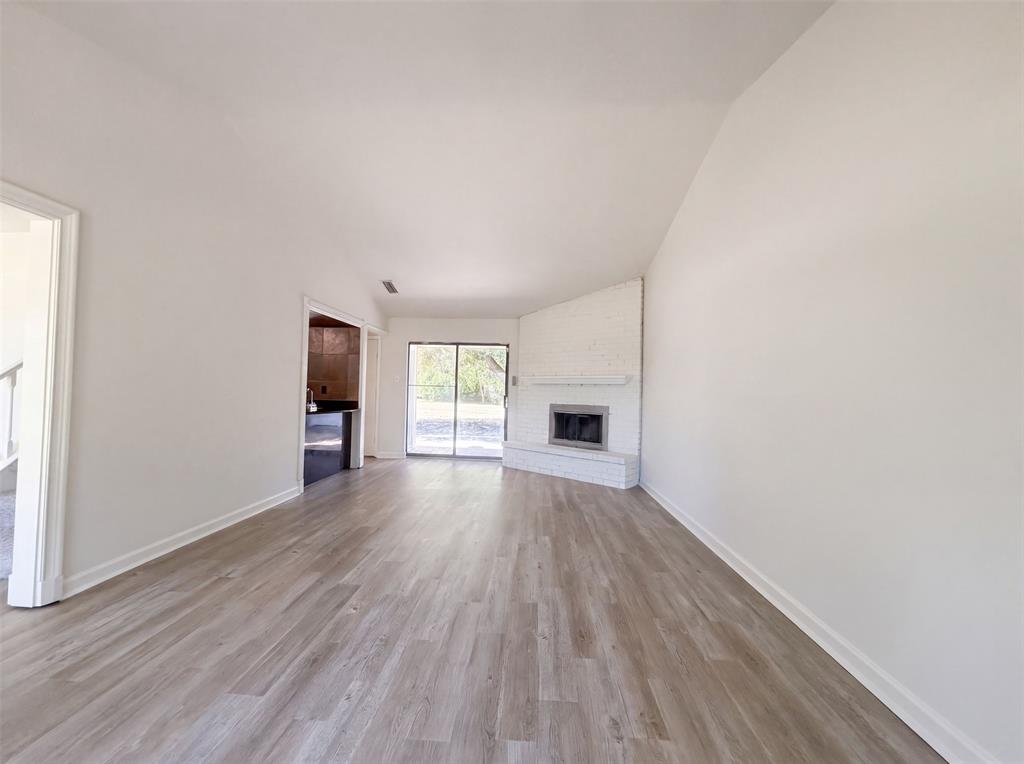 526 Royal Valley Road Property Photo 5