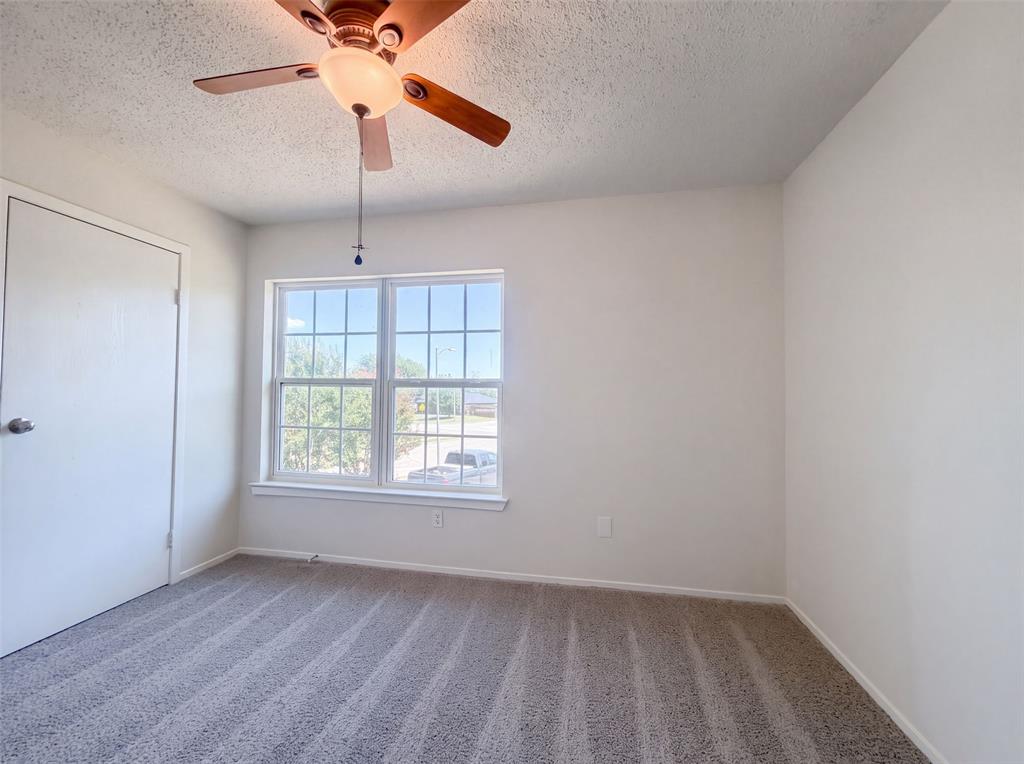526 Royal Valley Road Property Photo 13