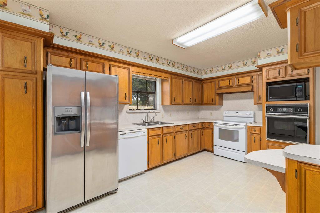 6370 Highway 16 Property Photo 10