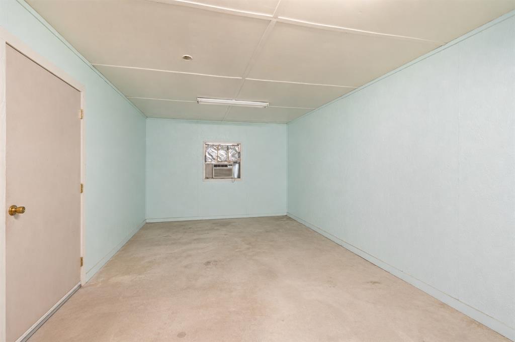 6370 Highway 16 Property Photo 28