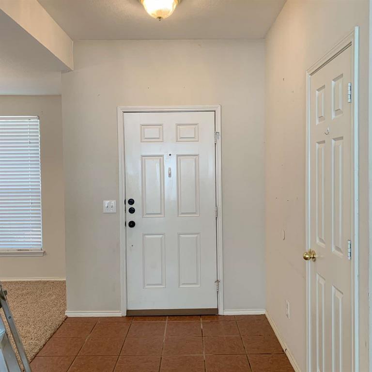 208 N Rolling Meadows Drive Property Photo 2