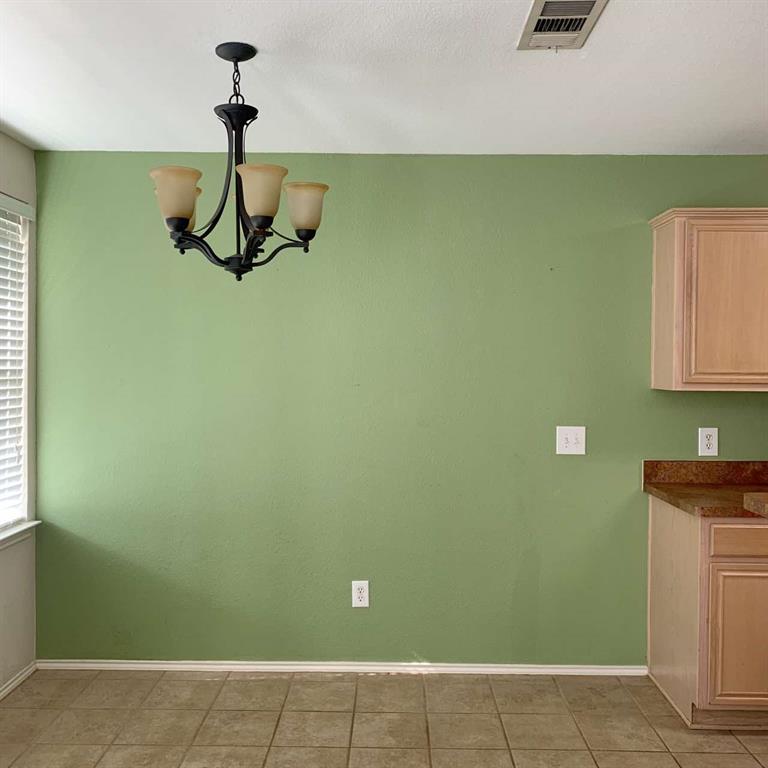 208 N Rolling Meadows Drive Property Photo 8