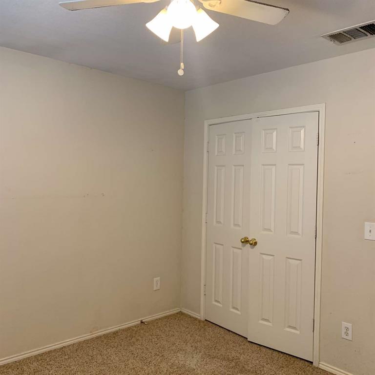 208 N Rolling Meadows Drive Property Photo 17