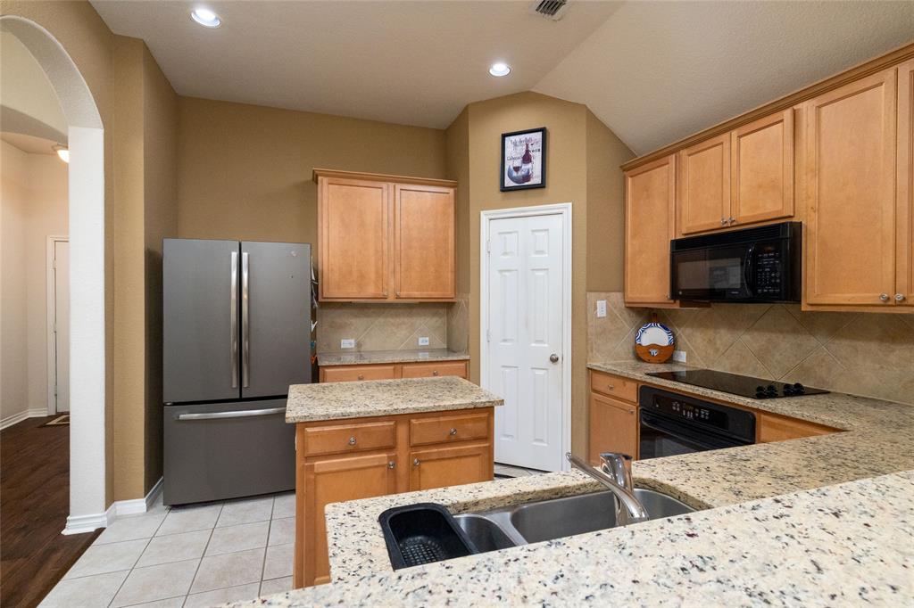 11324 Kenny Drive Property Photo 8