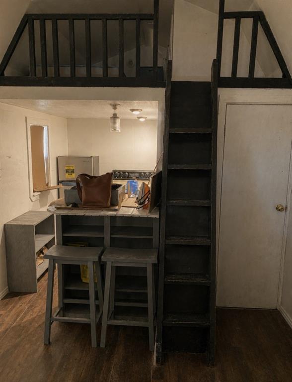 1902 Ave G Property Photo 3