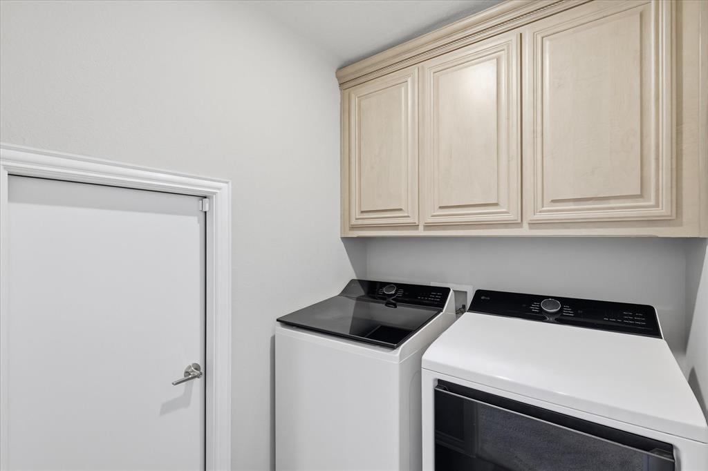 10000 Sequoia Street Property Photo 37
