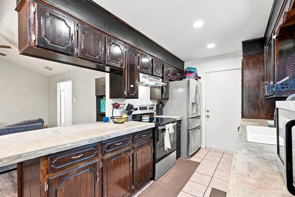 4 Verbena Street Property Photo 9