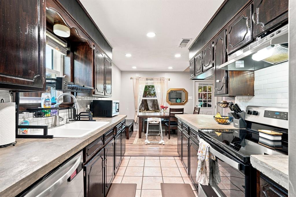 4 Verbena Street Property Photo 11