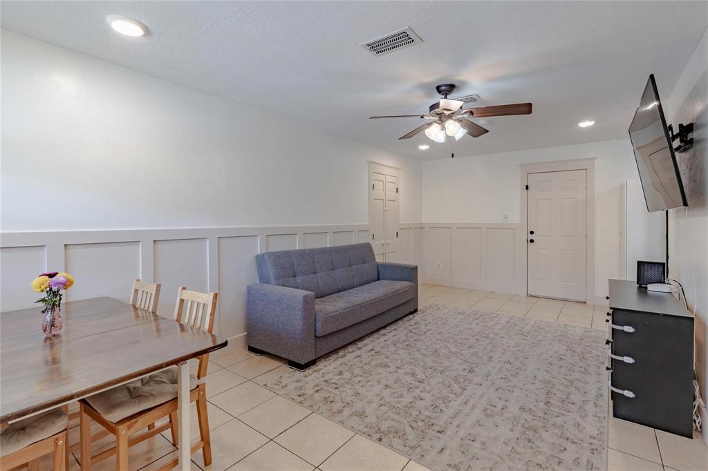 200 Hale Avenue Property Photo 4