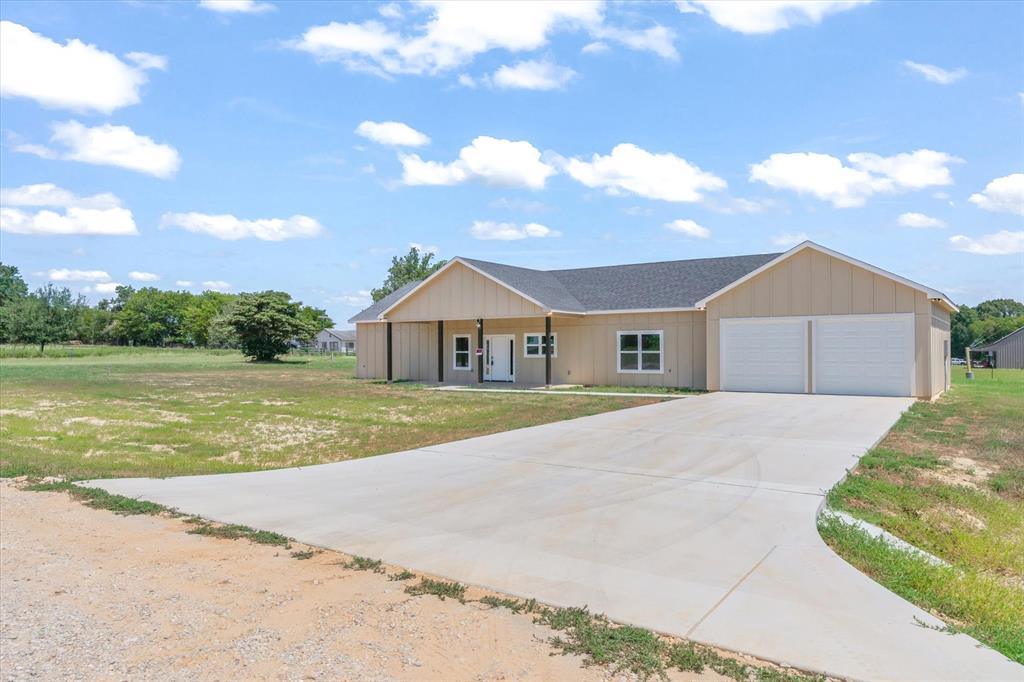 135 Private Road 5111 Property Photo 4
