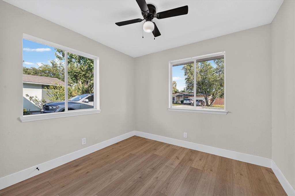 1037 W Grubb Drive Property Photo 16