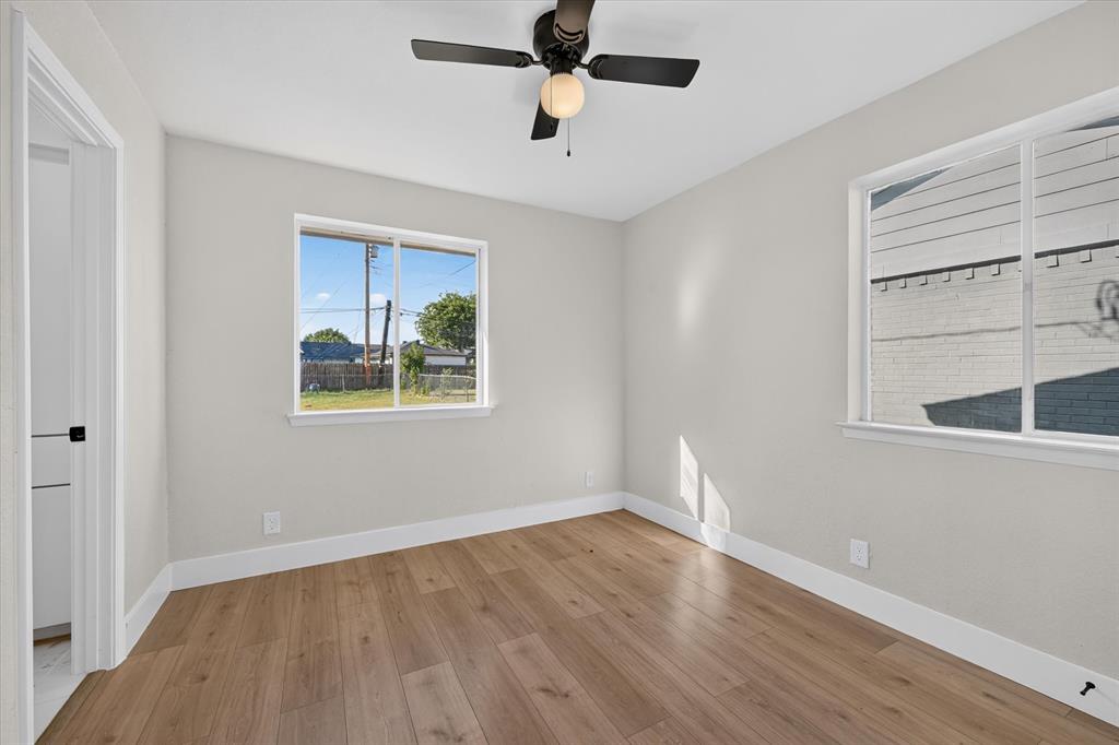 1037 W Grubb Drive Property Photo 19