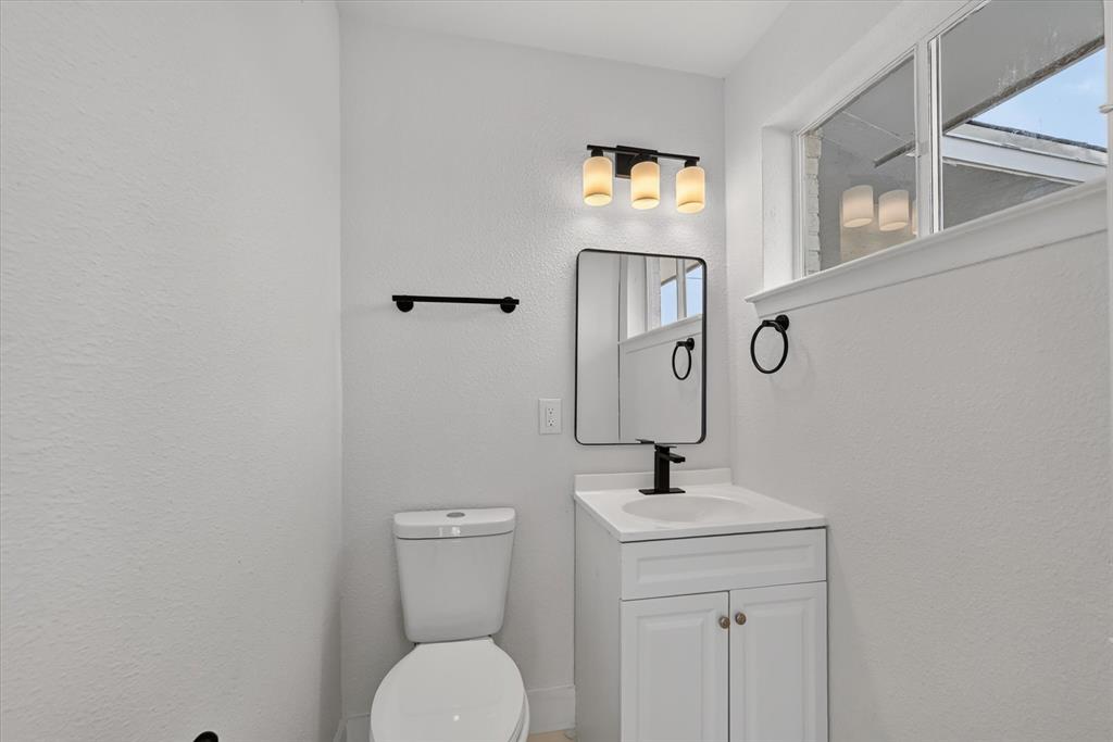 1037 W Grubb Drive Property Photo 21
