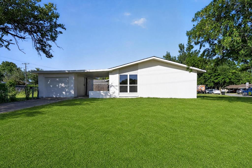 1037 W Grubb Drive Property Photo 25