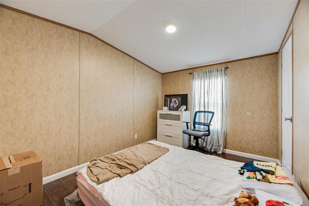 958 Watkins Road Property Photo 11