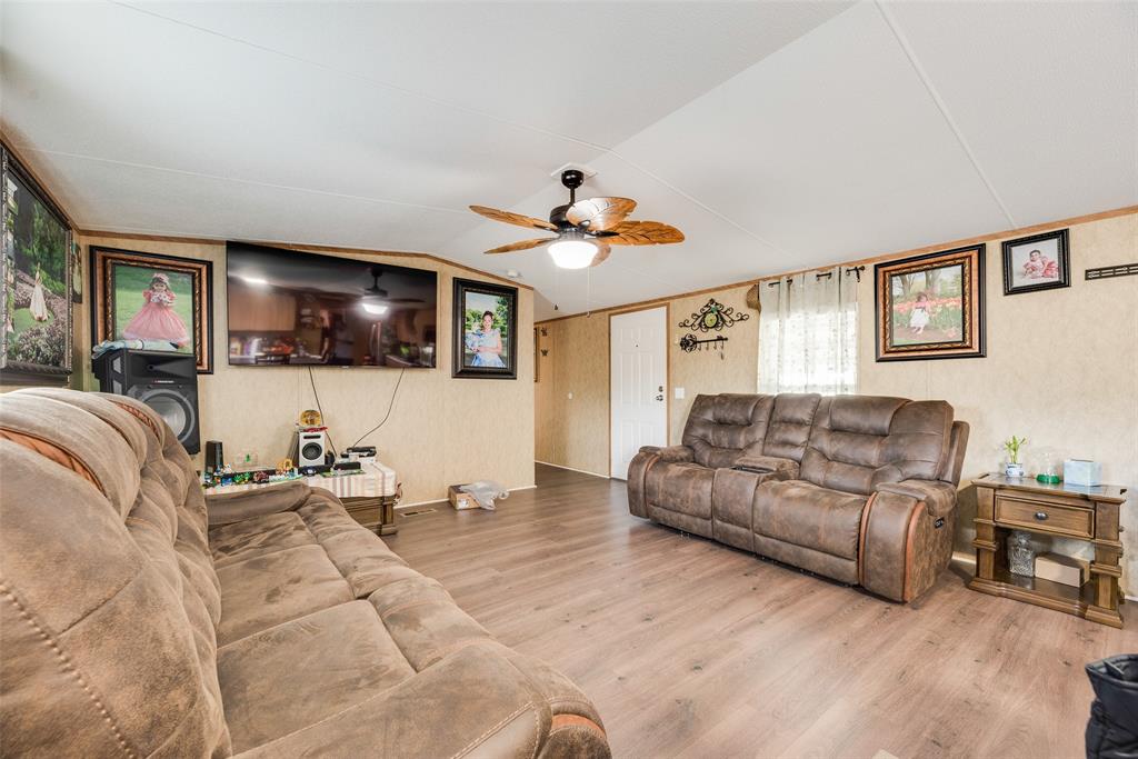 958 Watkins Road Property Photo 17