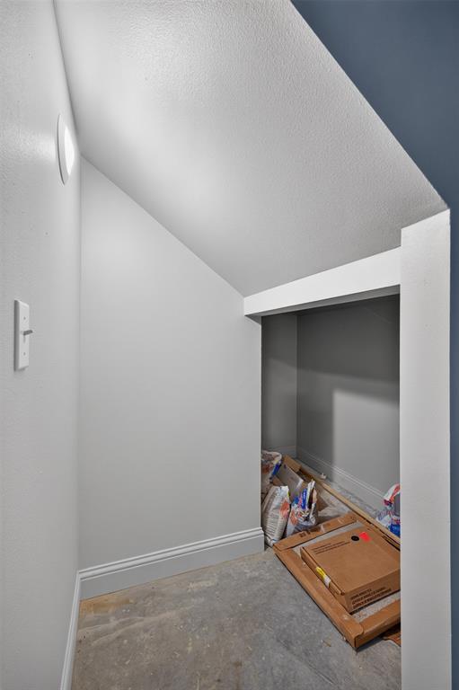 204 St Andrews Lane Property Photo 32