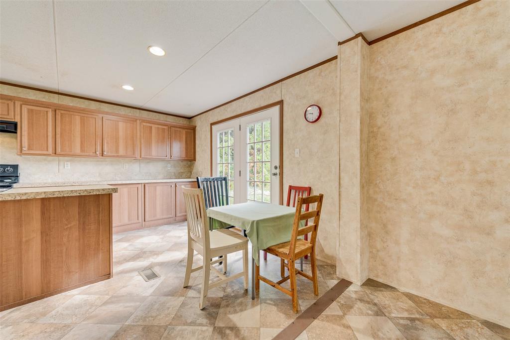 7401 County Road 4613 Property Photo 18