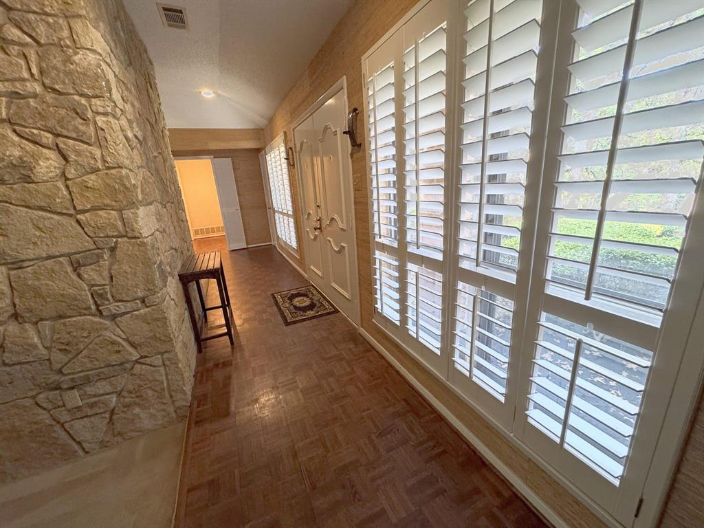 1205 Riverview Drive Property Photo 5
