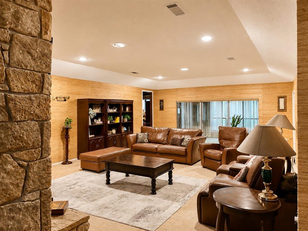 1205 Riverview Drive Property Photo 6