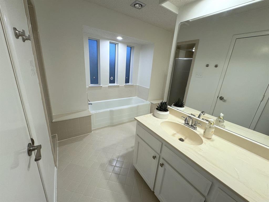 1205 Riverview Drive Property Photo 17
