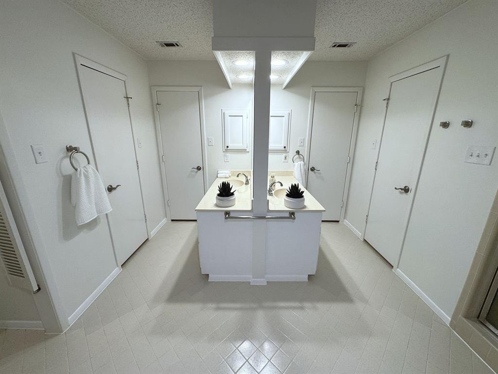 1205 Riverview Drive Property Photo 18
