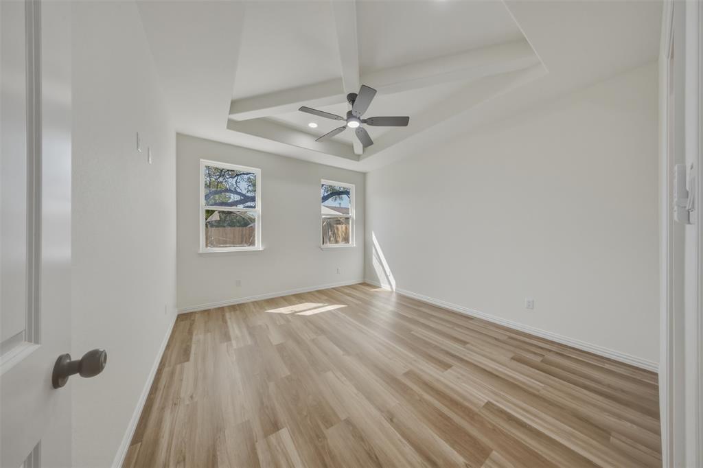 5559 Mercedes Circle Property Photo 10