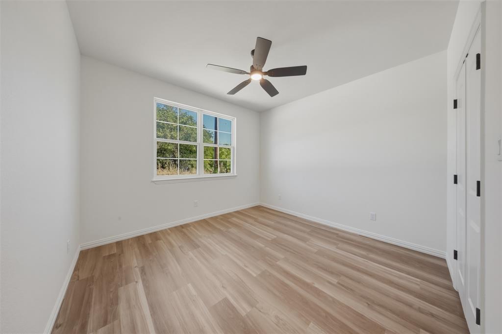 5559 Mercedes Circle Property Photo 14