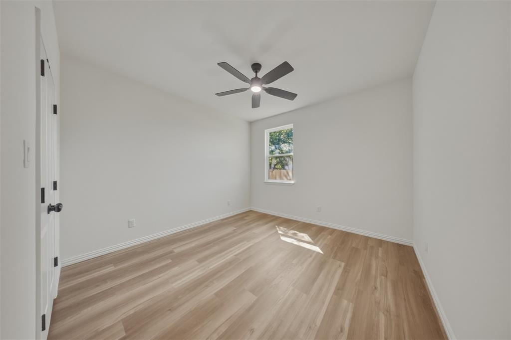 5559 Mercedes Circle Property Photo 17